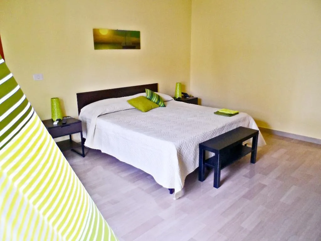 Room, B&B Casa Mia, Taormina
