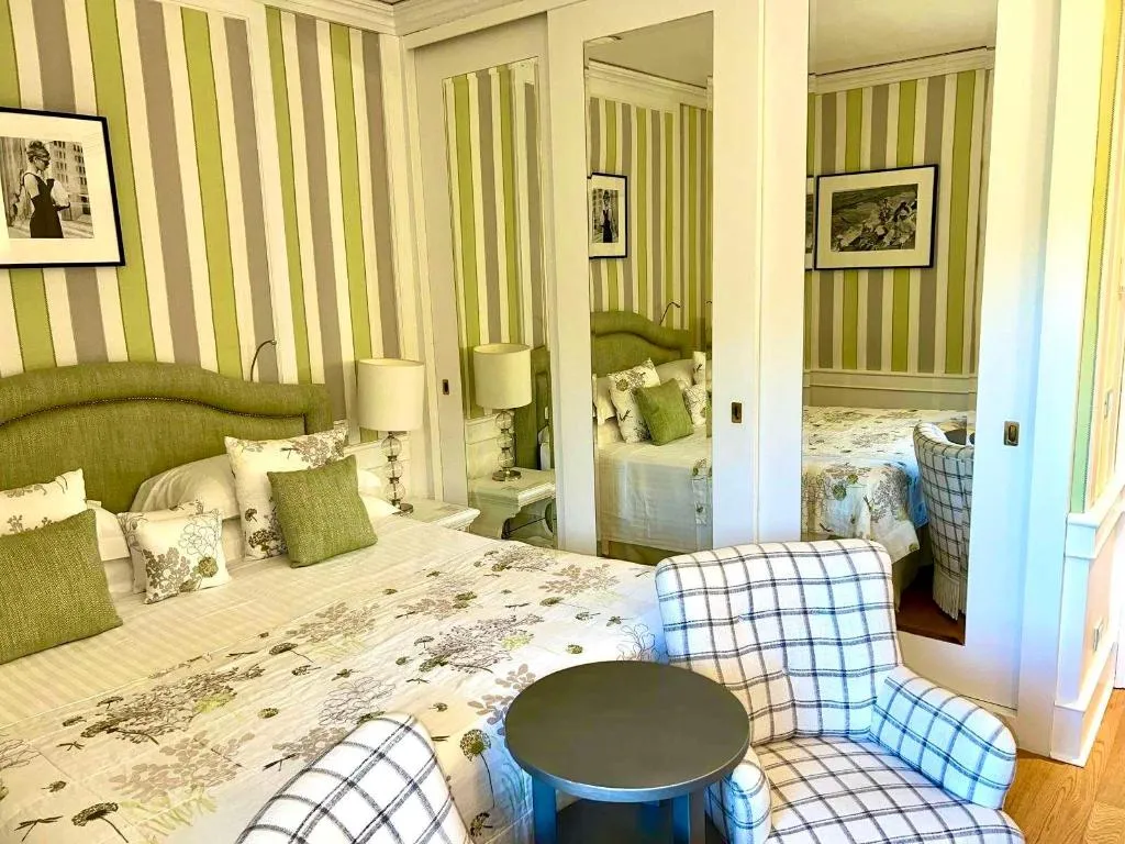 Double or Twin SUPERIOR Room, Cala del Porto Punta Ala, Florence