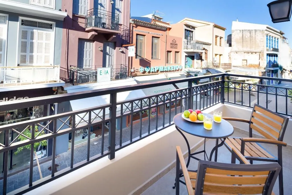 Room, Querini Luxury Suites, Crete