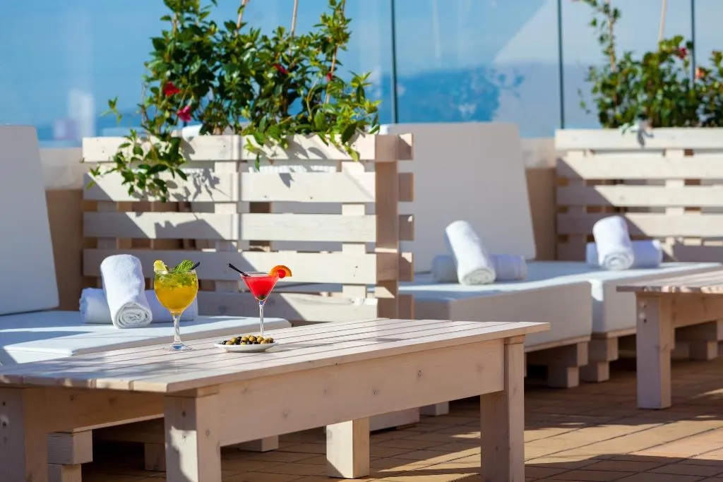 Terrace, Dragos del Sur, Tenerife
