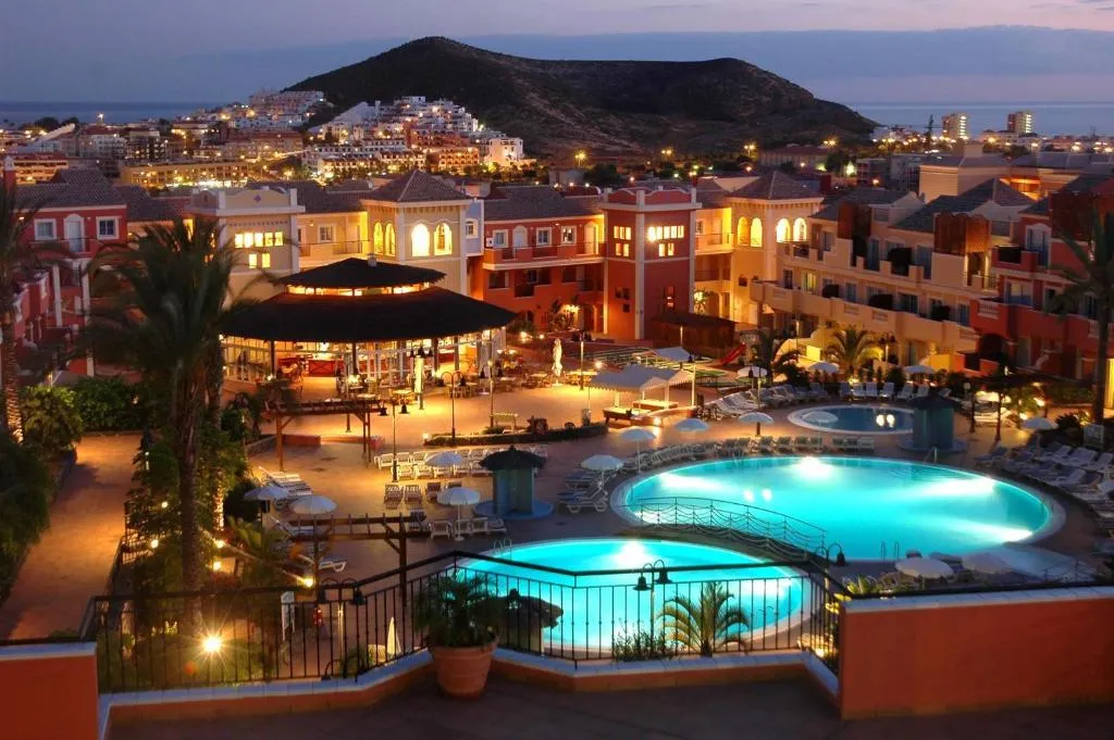 Pool, Granada Park, Tenerife