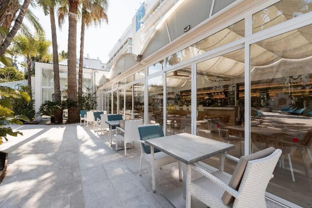 Bar, Bahia de Alcudia Hotel & Spa, Majorca
