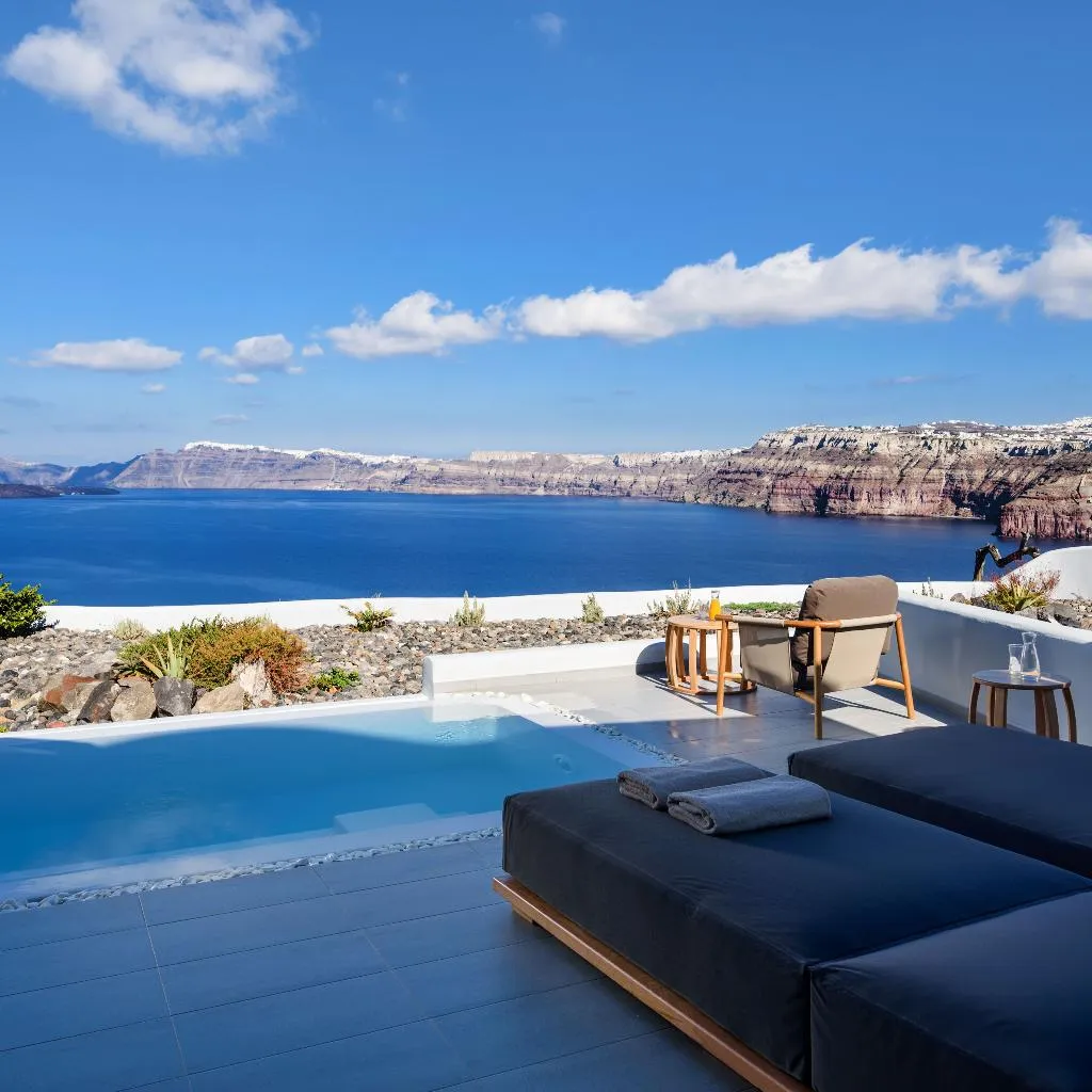 SUITE GRAND Room, Avatar Suites, Santorini