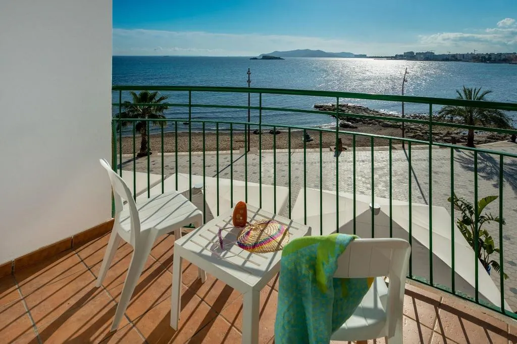 Terrace, Vibra Marítimo Hotel, Ibiza