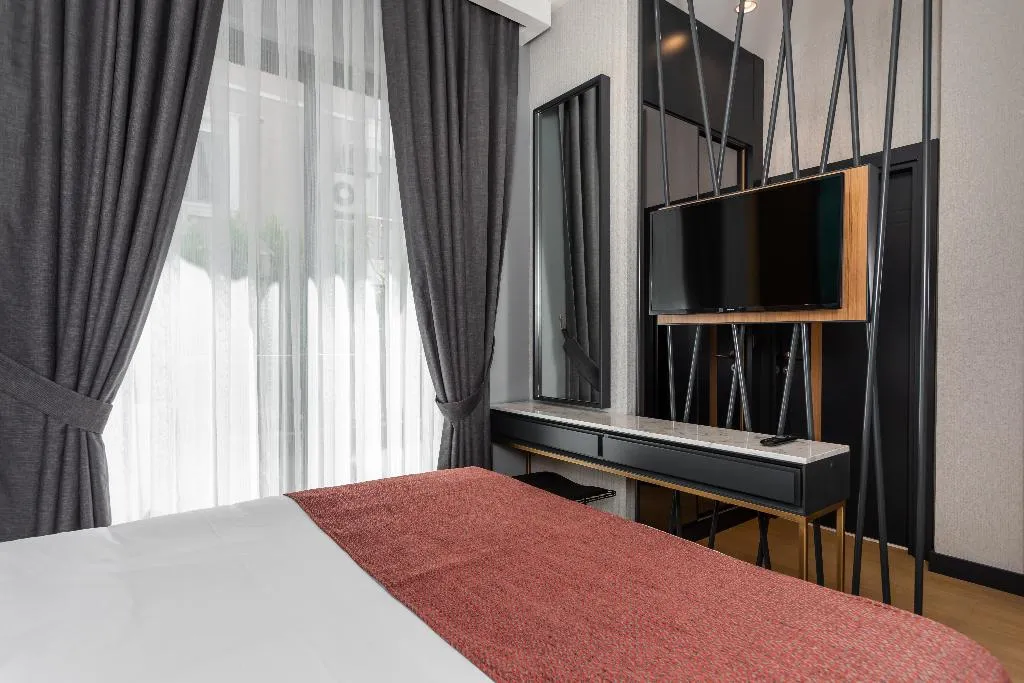 SUITE POOL VIEW Room, Nox Suite, Antalya