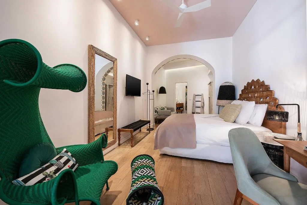 Room, Aisha Petite Suites, Crete
