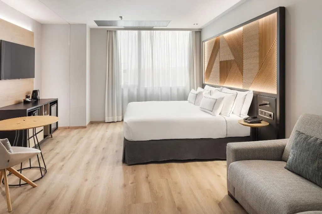 Room, Melia Avenida America, Madrid
