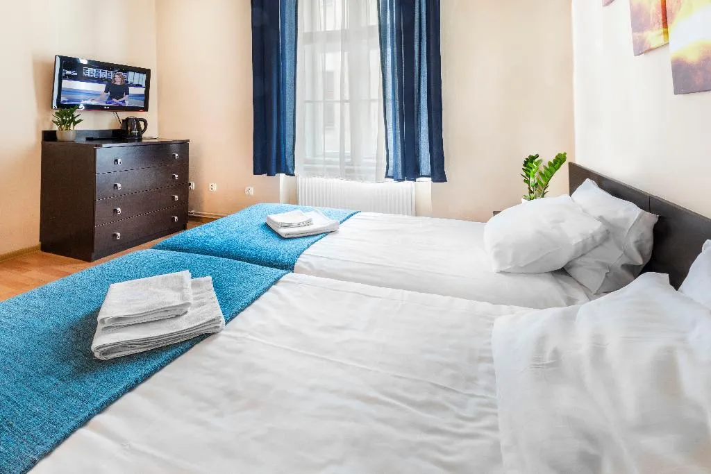 Double or Twin STANDARD Room, Navigator Apartments, Krakow