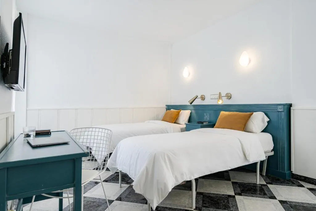 TRIPLE STANDARD Room, Agur, Costa Del Sol