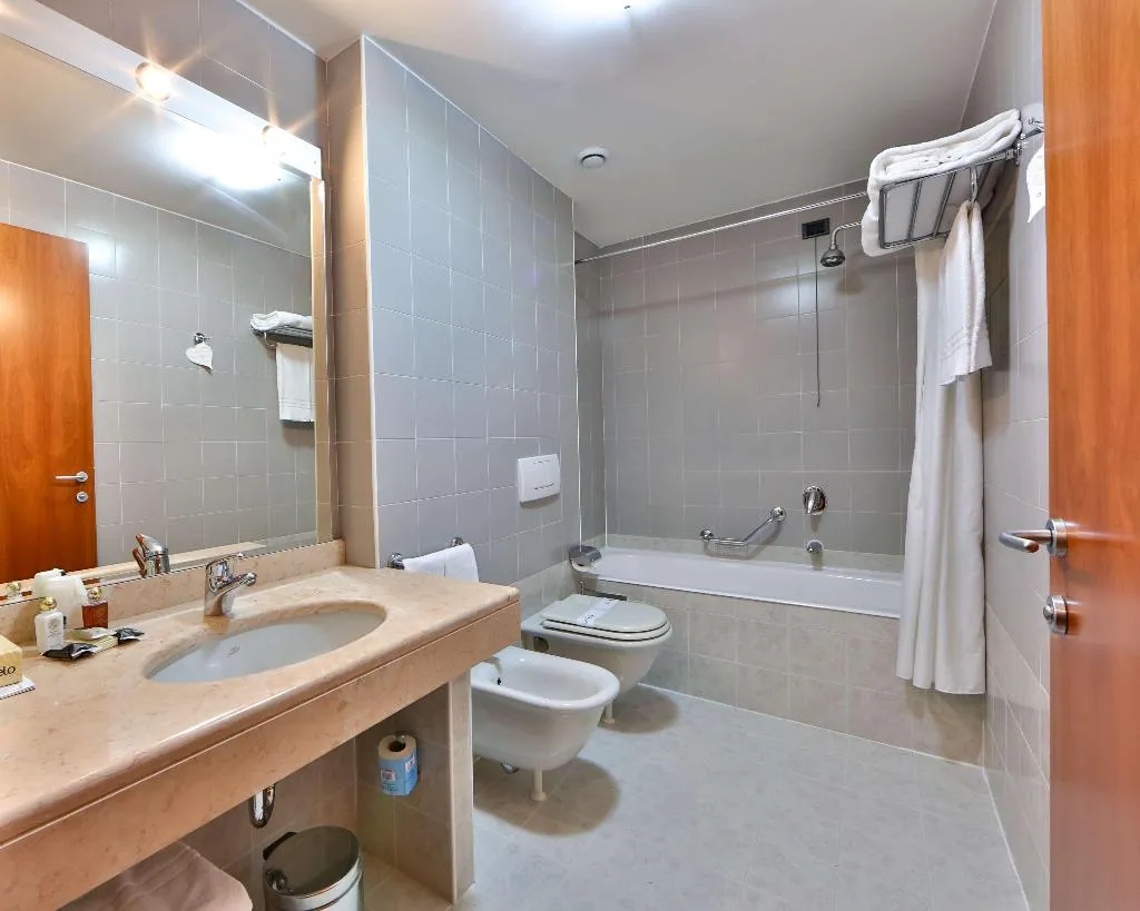 QUADRUPLE STANDARD Room, Best Western Cavalieri della Corona, Milan