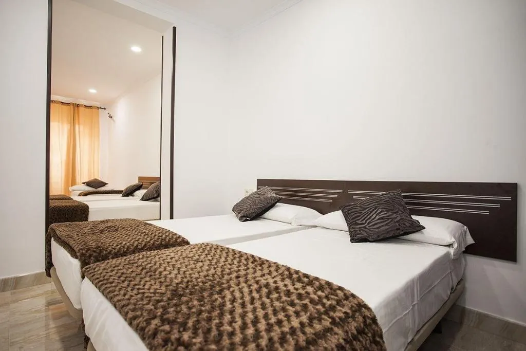 Room, Hostal Rincon De Sol, Madrid