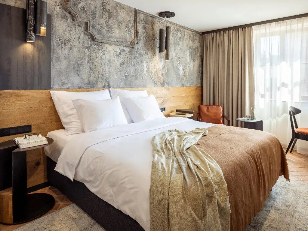 DOUBLE DELUXE Room, Nomadic Urban Premium Suites, Krakow