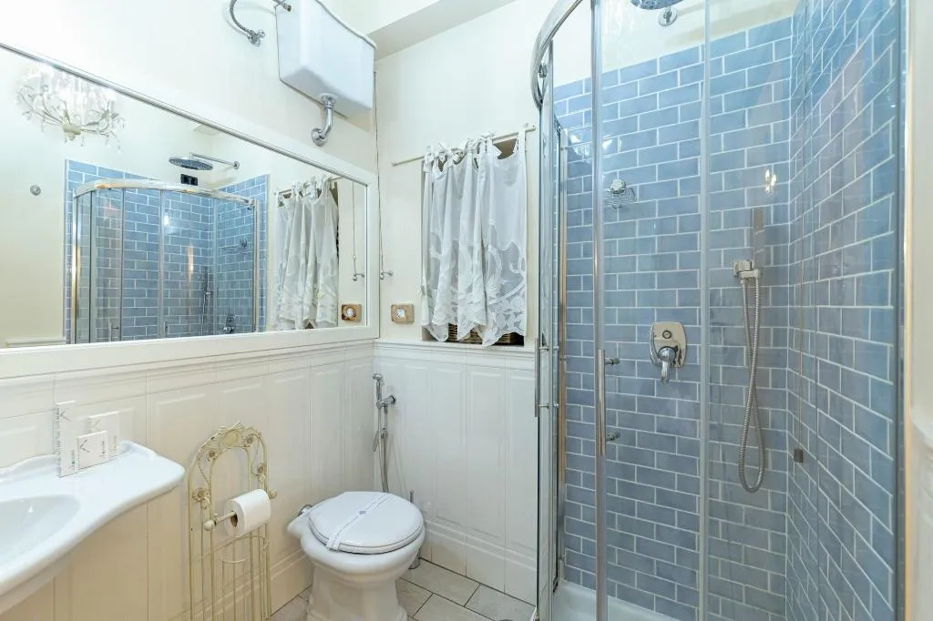 Room, Hotel Del Sole, Naples