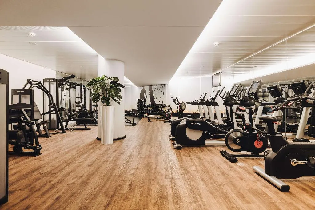 Sports and Entertainment, DoubleTree by Hilton Amsterdam Centraal Station, Amsterdam