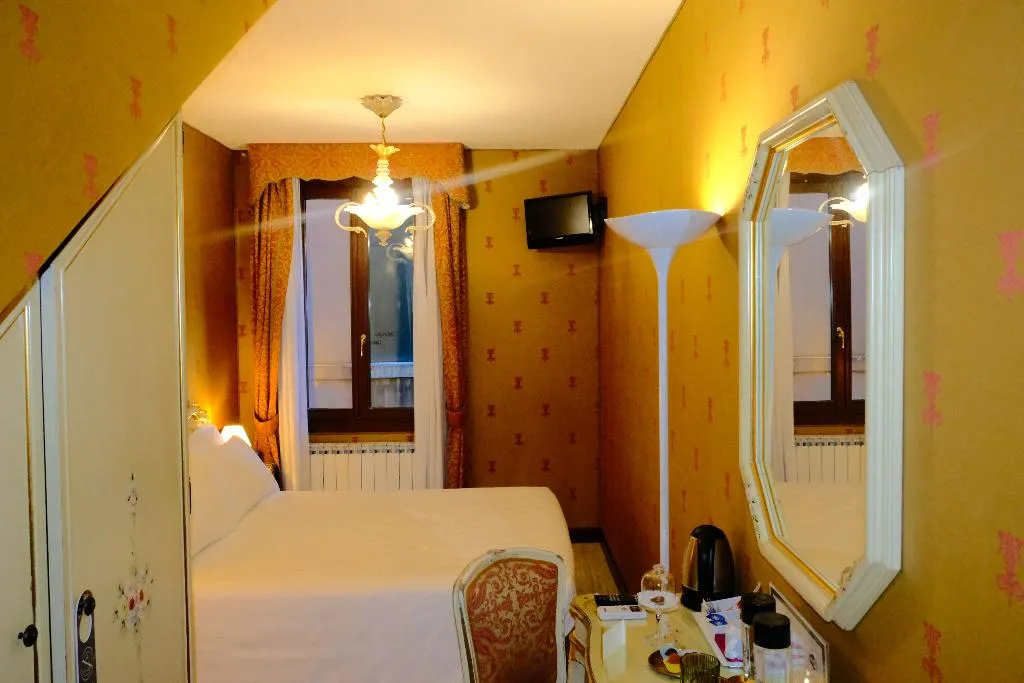DOUBLE ANNEX Room, San Gallo, Venice