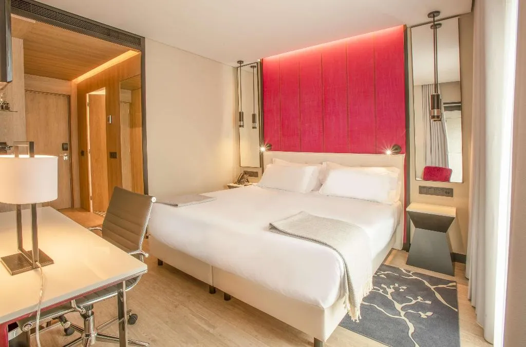 DOUBLE SINGLE USE STANDARD Room, NH Porto Jardim, Porto