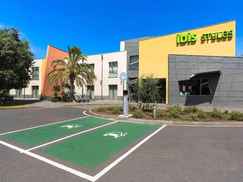 Sports and Entertainment, Ibis Styles Catania Acireale, Catania
