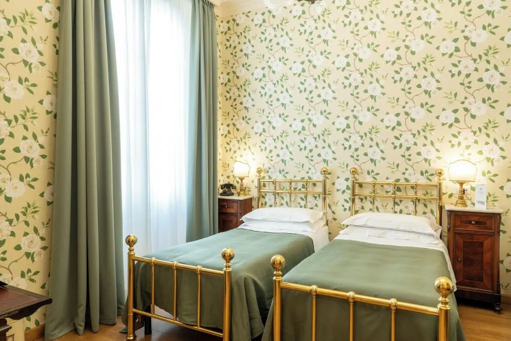 DOUBLE STANDARD Room, Pendini, Florence