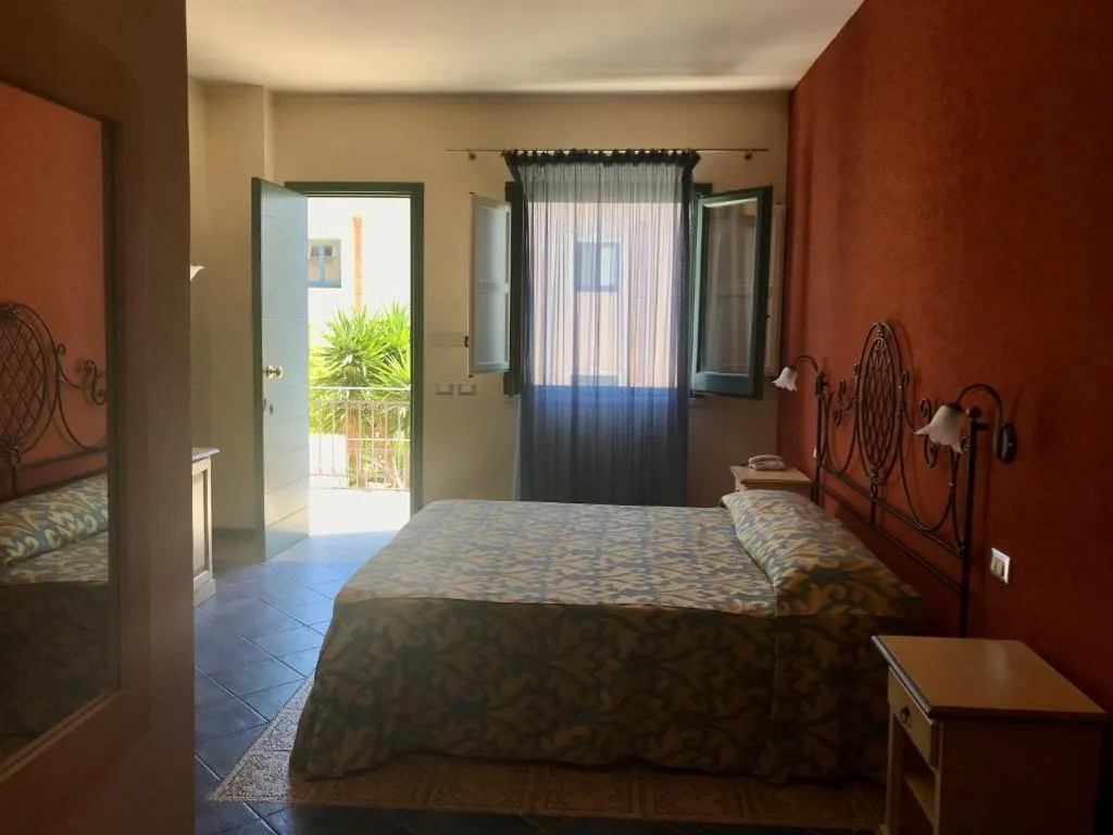 QUADRUPLE ECONOMY Room, Hotel Baglio Di Scopello, Palermo