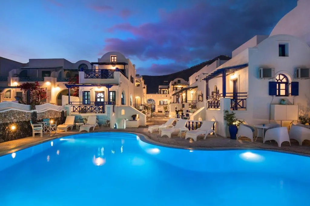 Pool, Samson's Village, Santorini