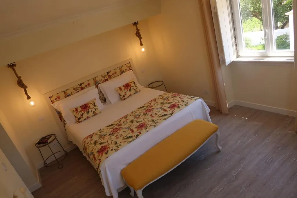 VILLA SUPERIOR Room, Casa Palmela - Small Luxury Hotels & Villas, Lisbon