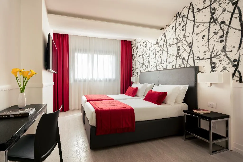 TWIN STANDARD Room, American Palace Eur, Rome
