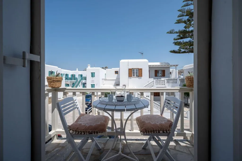 DOUBLE DELUXE WITH BALCONY Room, Mykonos Twins, Mykonos
