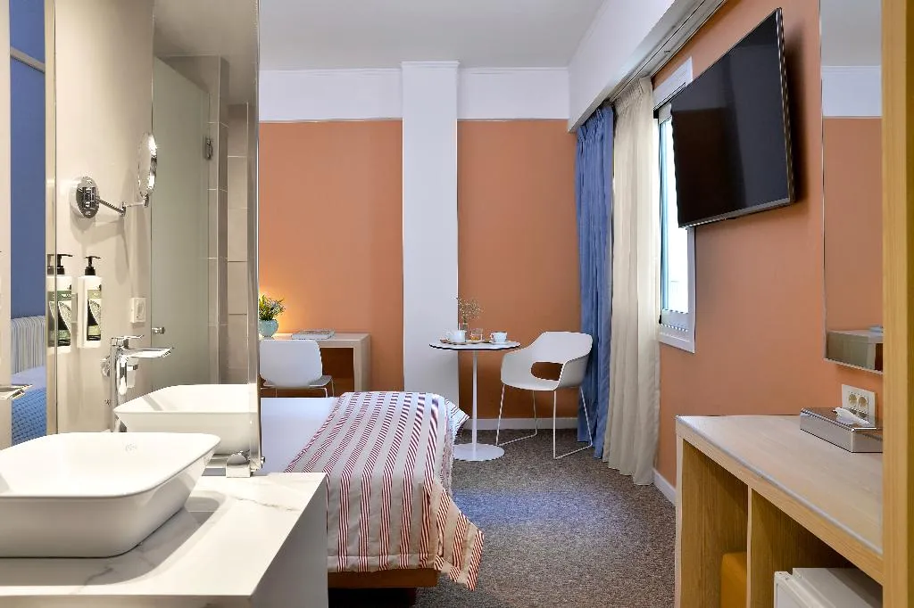 Double or Twin STANDARD Room, Airotel Alexandros, Athens