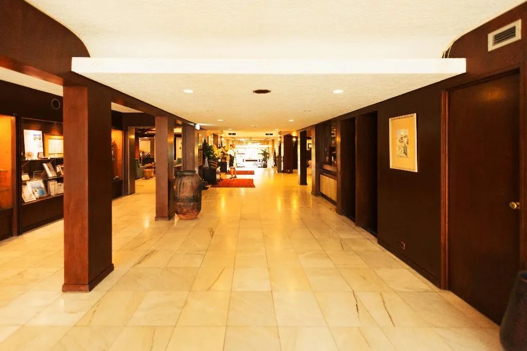 Lobby, Vasco da Gama, Algarve
