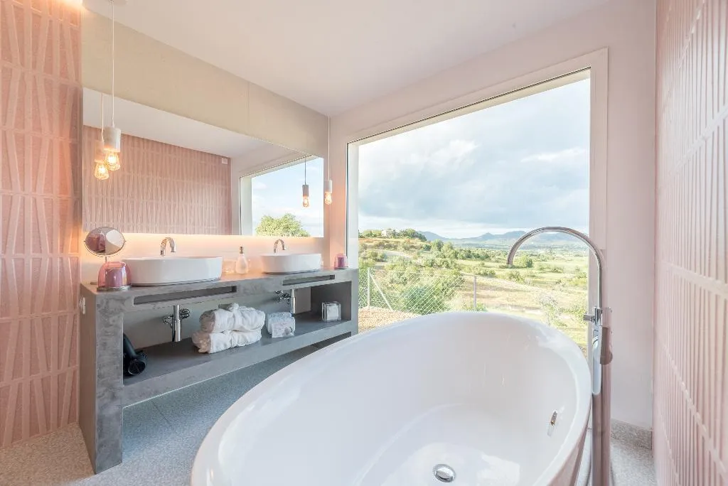 SUITE WITH PRIVATE POOL Room, Cas Cabo Nou Agroturisme ONLY ADULTS, Majorca