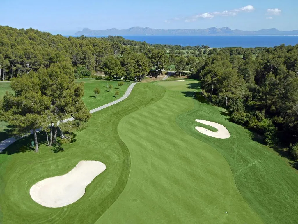 Sports and Entertainment, Monnaber Vell, Majorca