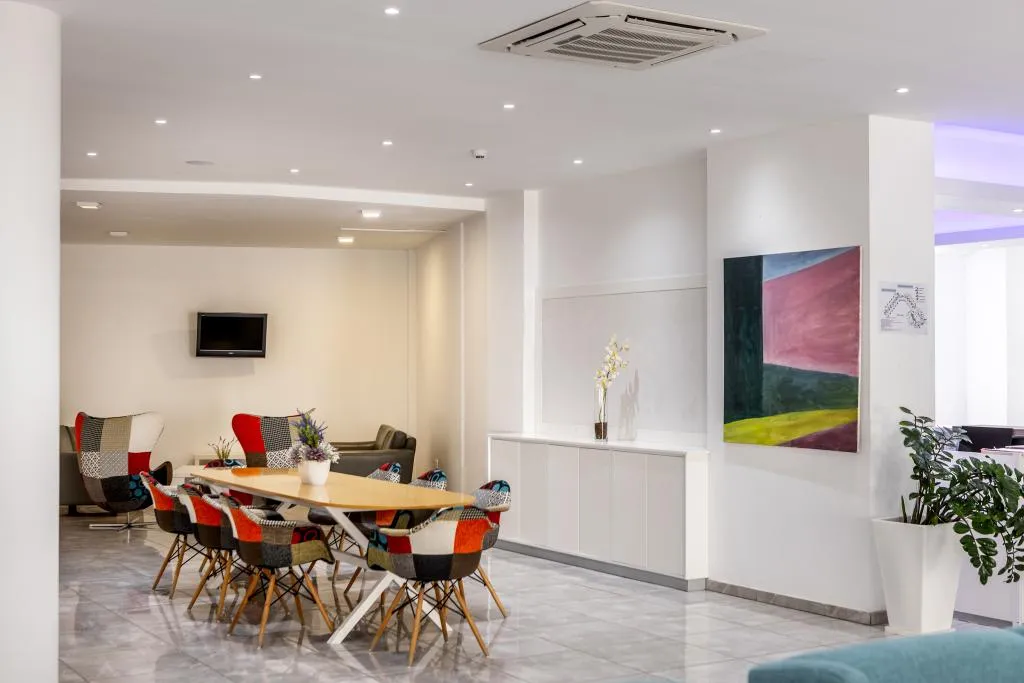 Lobby, Papantonia Hotel Apts, Cyprus