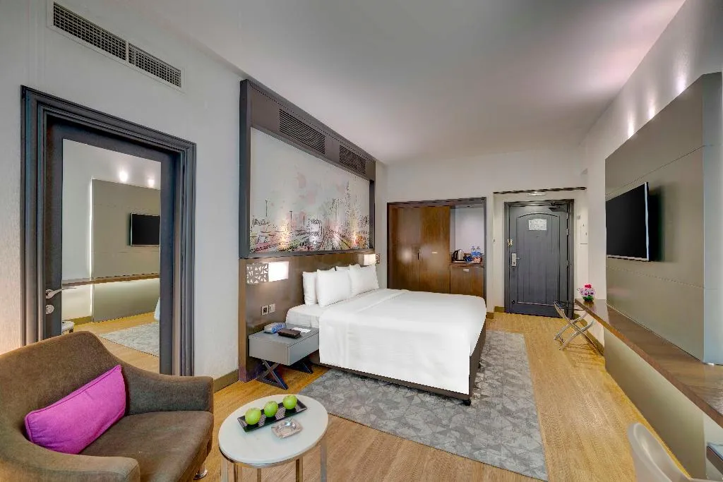 DOUBLE SINGLE USE EXECUTIVE Room, Howard Johnson Plaza by Wyndham Dubai Deira, Dubai