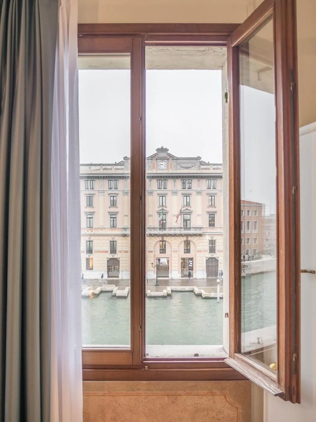 Room, Grand Canal Suites, Venice