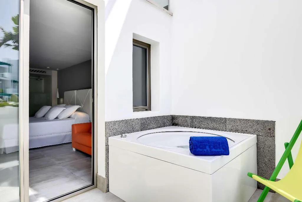 SINGLE DELUXE Room, Barcelo Teguise Beach, Lanzarote