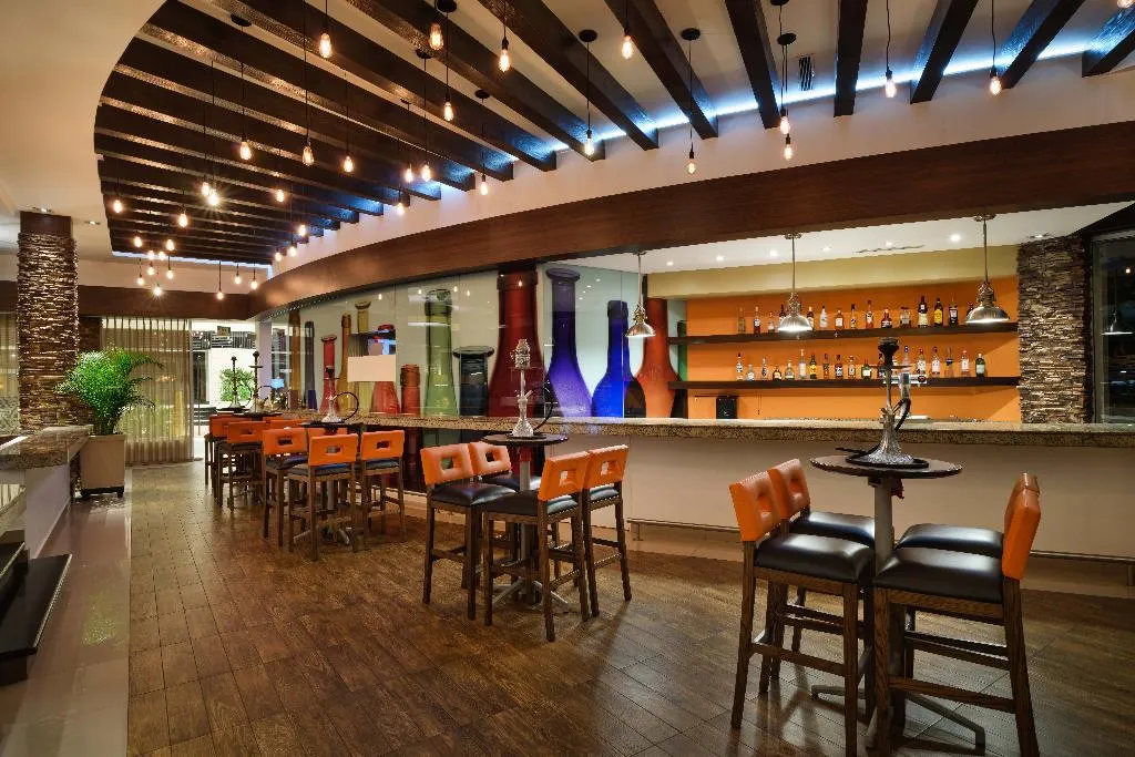 Bar, Wyndham Grand Cancun All Inclusive Resort & Villas, Cancun Area