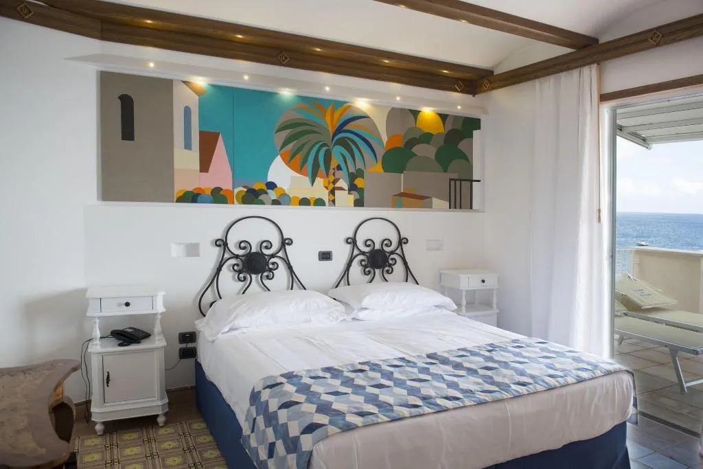 Room, Taverna Del Capitano, Naples
