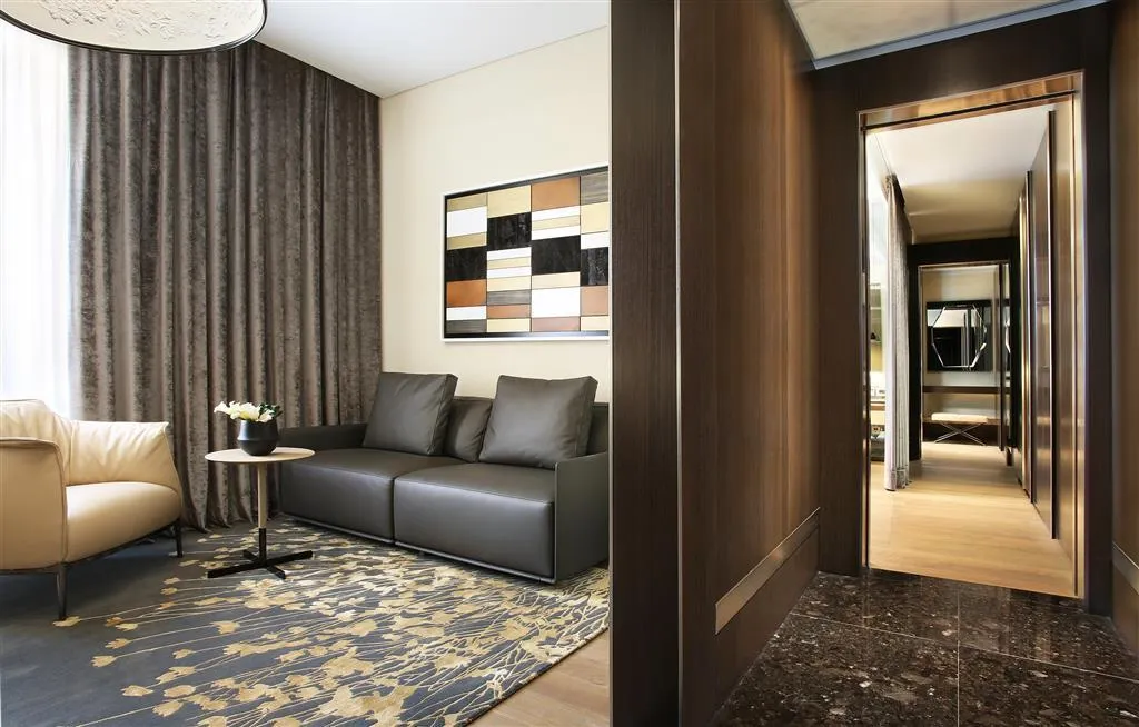 Room, Excelsior Hotel Gallia, a Luxury Collection Hotel, Milan