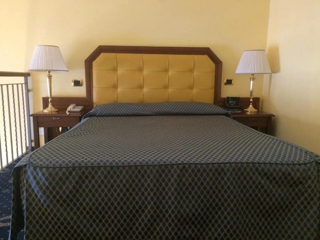 JUNIOR SUITE SEA VIEW Room, Hotel San Giorgio, Rome
