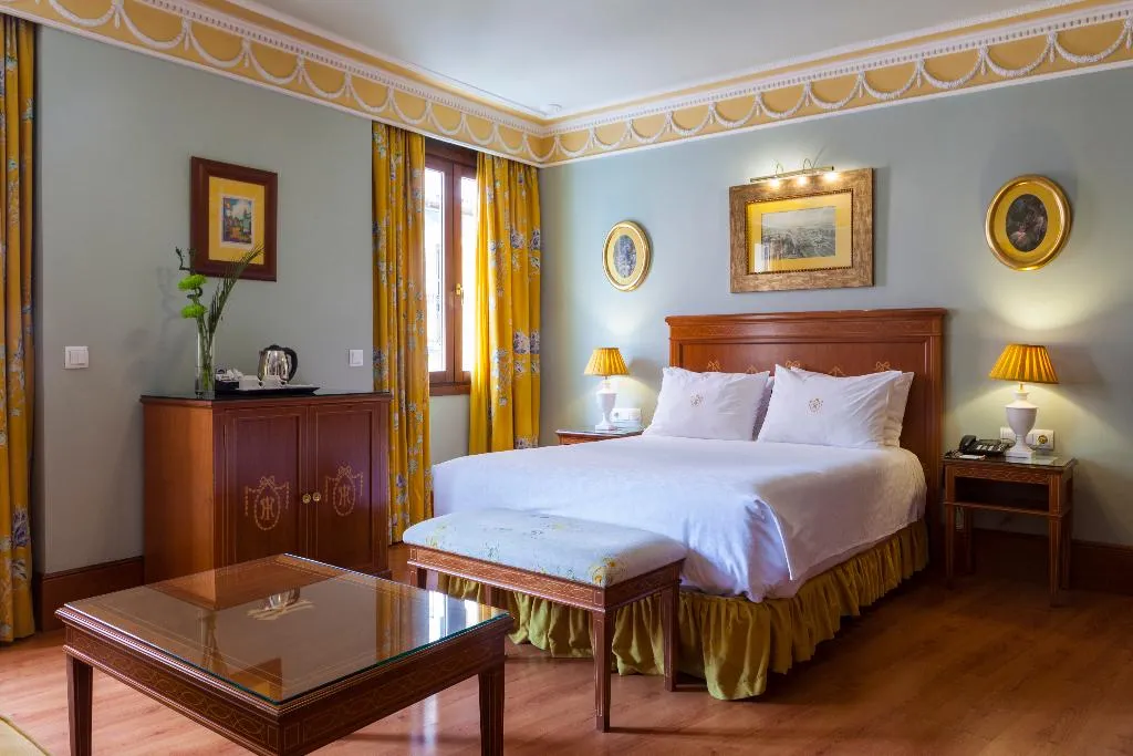 DOUBLE SINGLE USE DELUXE Room, Inglaterra, Seville