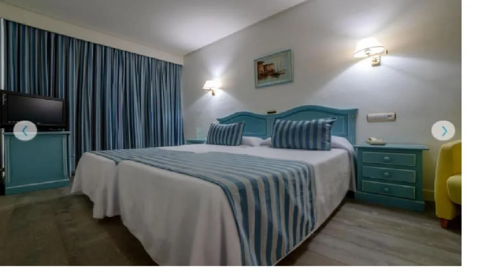 Double or Twin WITH BALCONY Room, Villa Laredo, Costa Del Sol