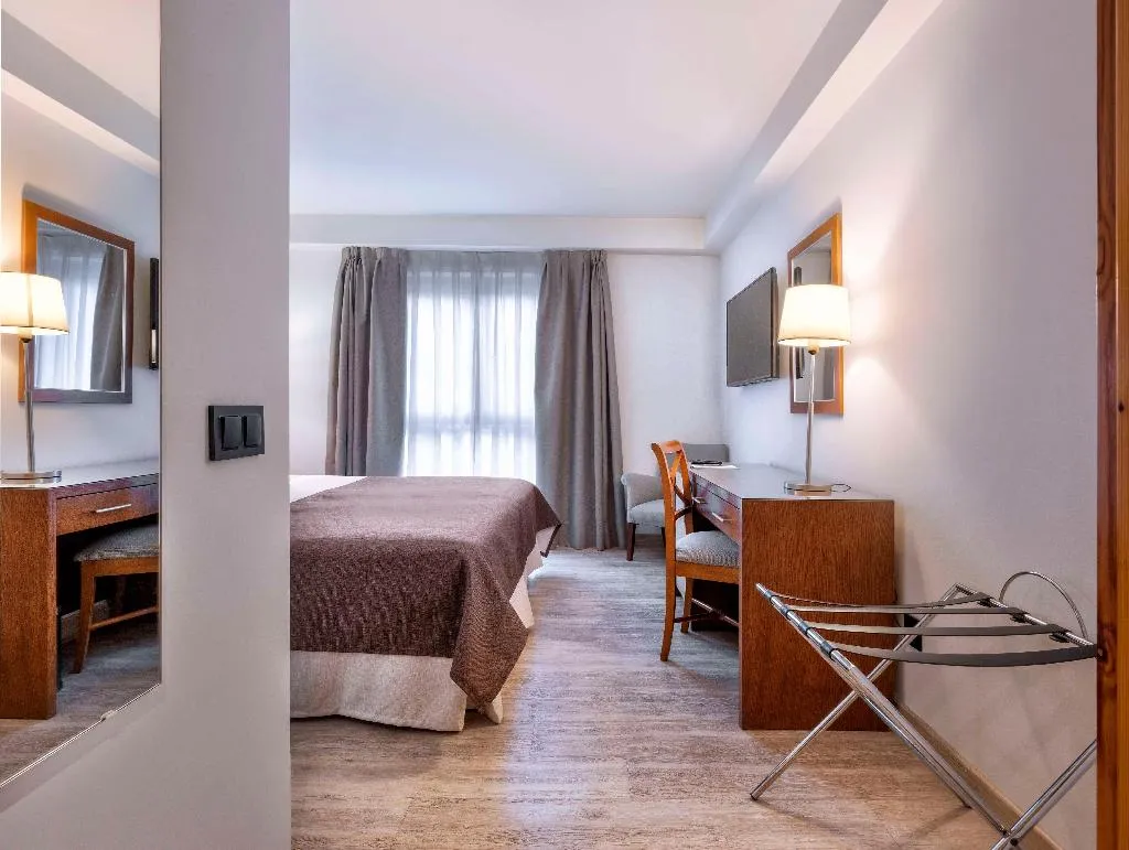 Room STANDARD Room, Vielha Val d’Arán Affiliated by Melia, Costa Brava