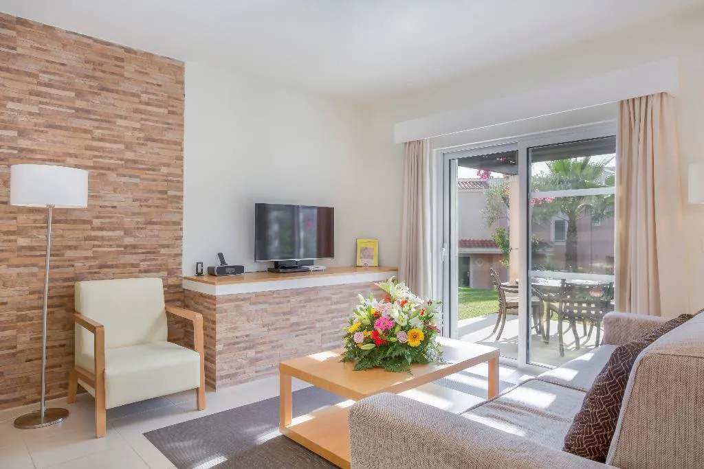 APARTMENT TWO BEDROOMS Room, Vilar do Golf, Algarve
