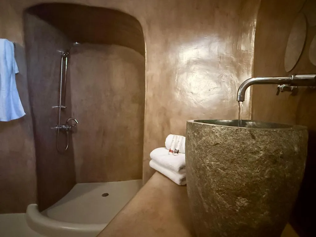 CAVE PREMIUM ONE BEDROOM Room, Elysian Santorini, Santorini