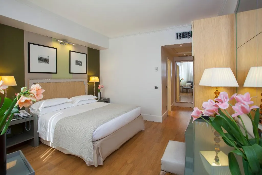 Double or Twin DELUXE Room, Starhotels Tuscany, Florence