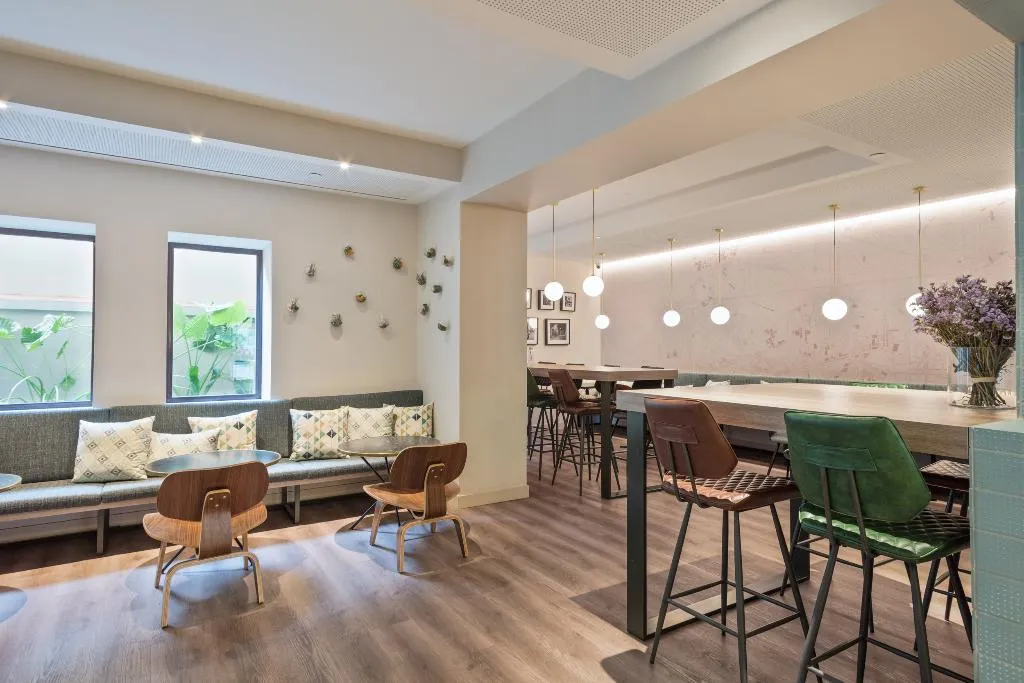 Restaurant, Via Augusta, Barcelona