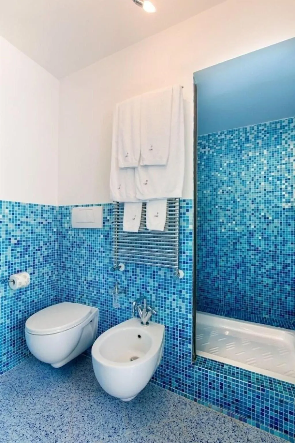 APARTMENT WITH DOUBLE BED Room, Cubo Apartments, Naples