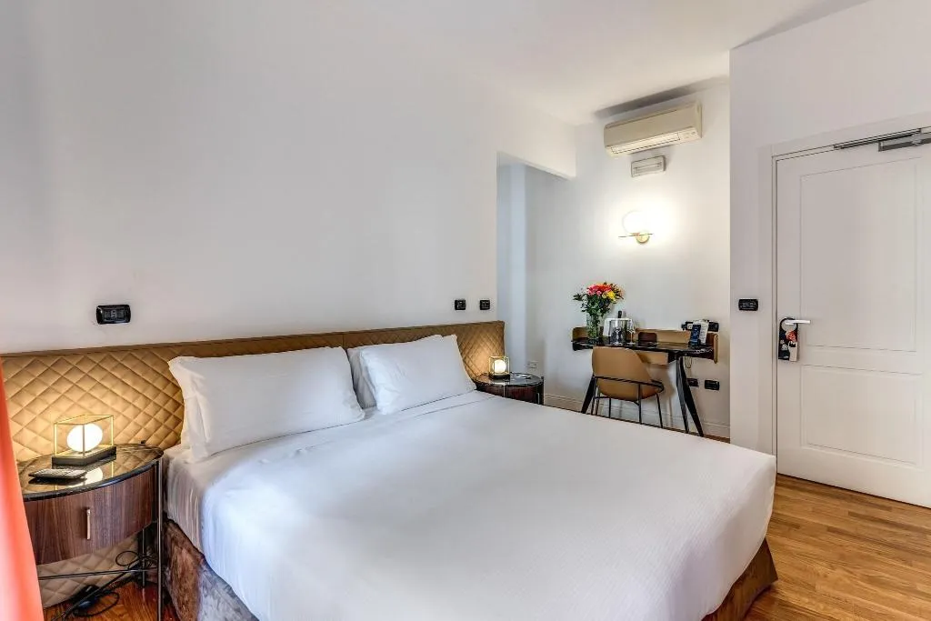 DOUBLE QUEEN SIZE BED Room, Albergo Abruzzi, Rome