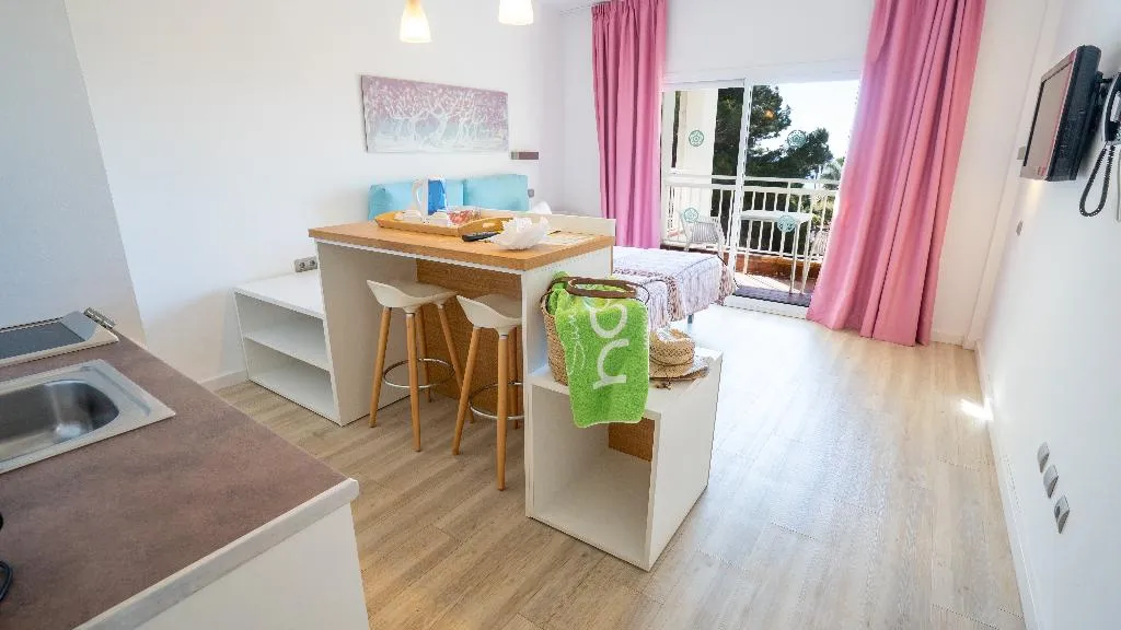 STUDIO CAPACITY 1 Room, Houm Plaza Son Rigo, Majorca