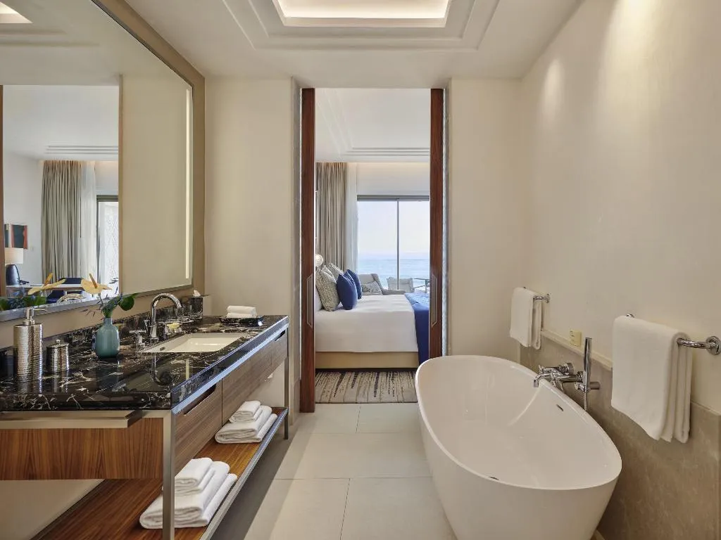 DOUBLE DELUXE KING BED Room, Fairmont Taghazout Bay, Agadir